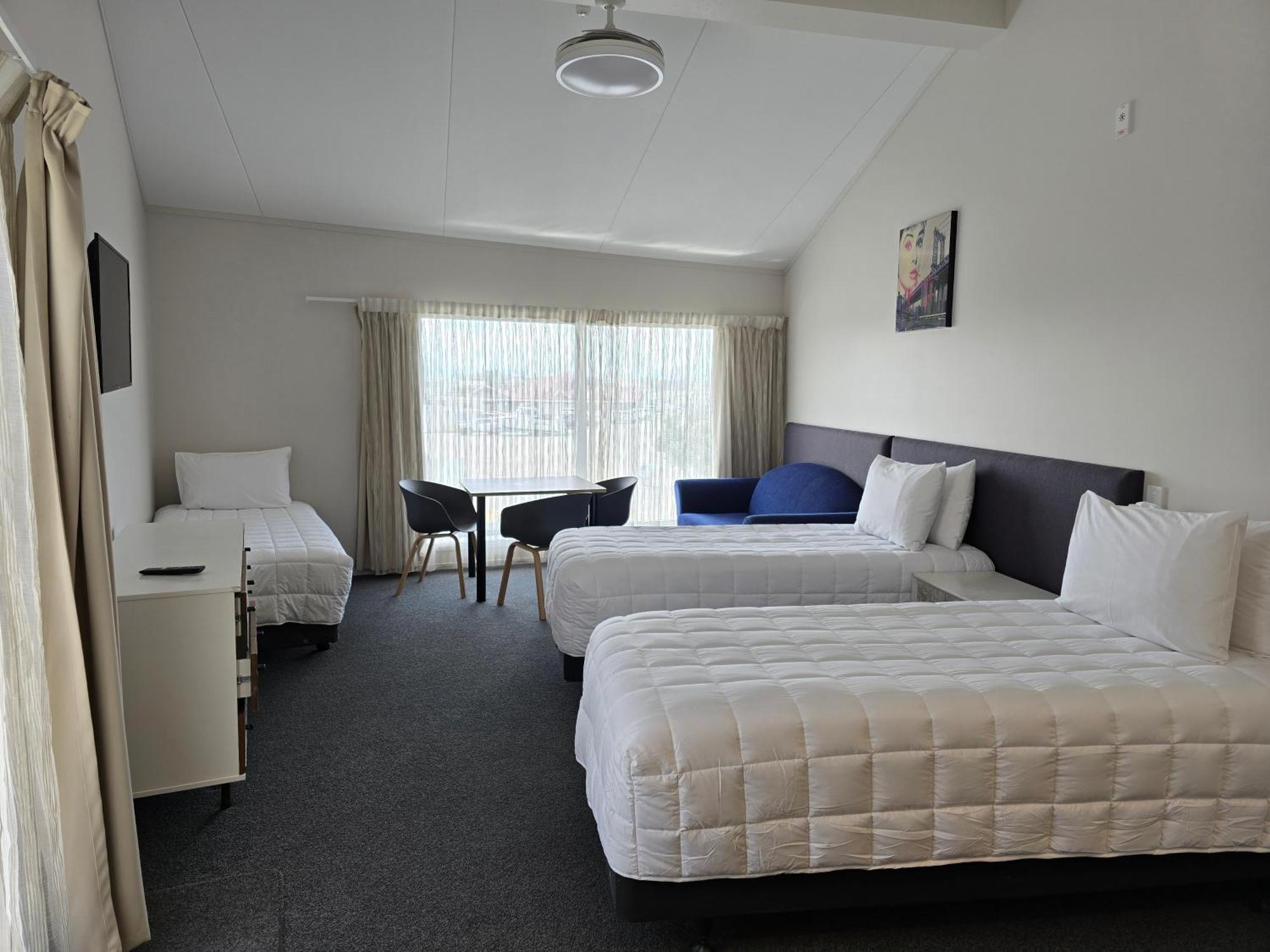 Bluewater Hotel ネーピア エクステリア 写真